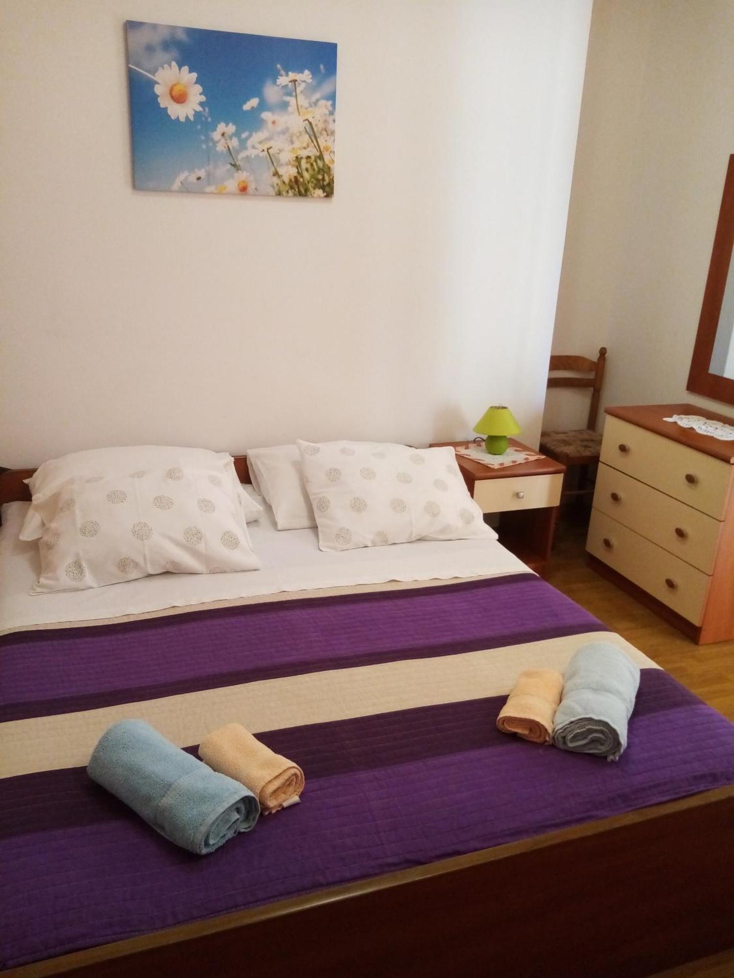 Apartments Vitkovic เซรส ภายนอก รูปภาพ
